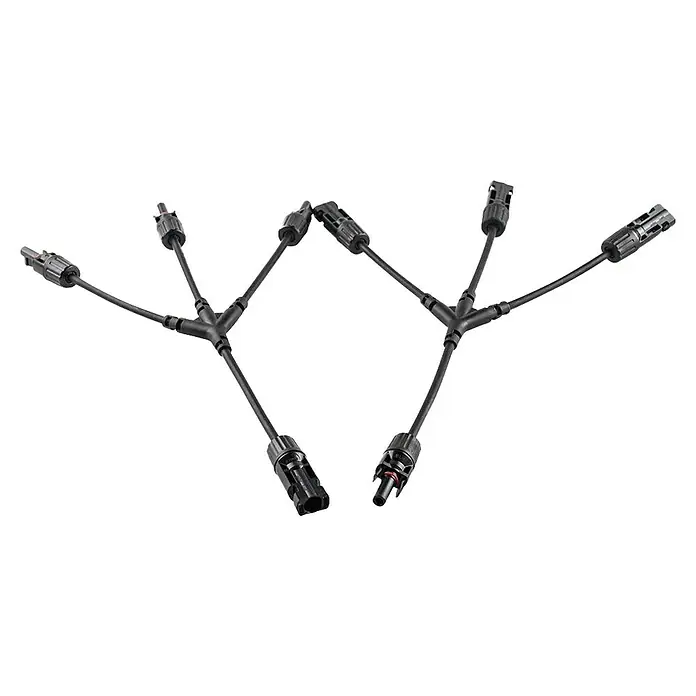 Solarkabel - Passend für: 3 Module, Schwarz - Schwarze Y-Verbindungsstücke für Solarmodule zur Parallelschaltung mehrerer Module.