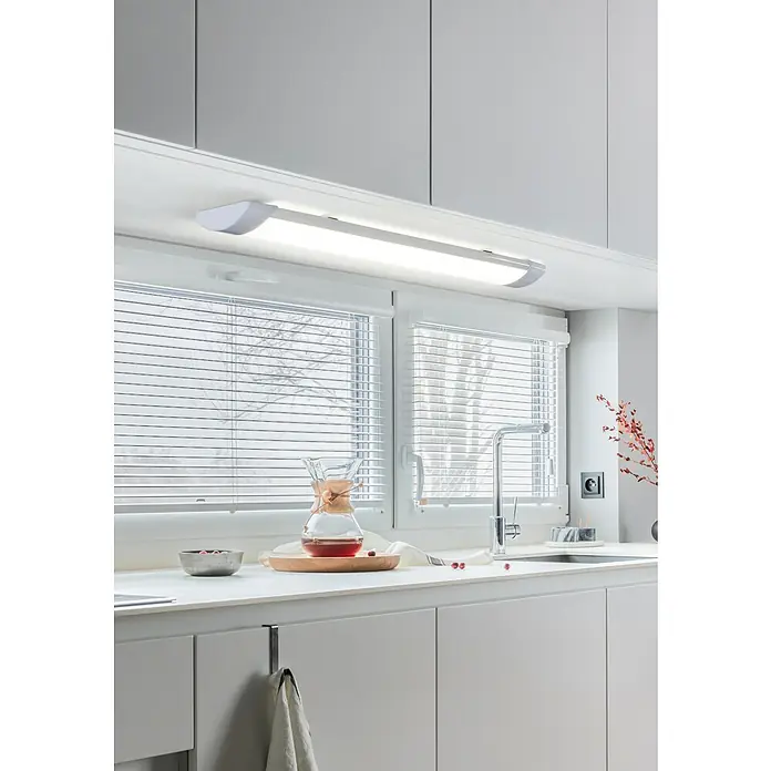 Eglo LED-Unterbauleuchte Sicciarotta - Lichtfarbe: Neutralweiß, 220 V - 240 V, Länge: 60 cm - Weiße LED-Lichtleiste unter Küchenschränken, beleuchtet Arbeitsplatte und Spülbereich.