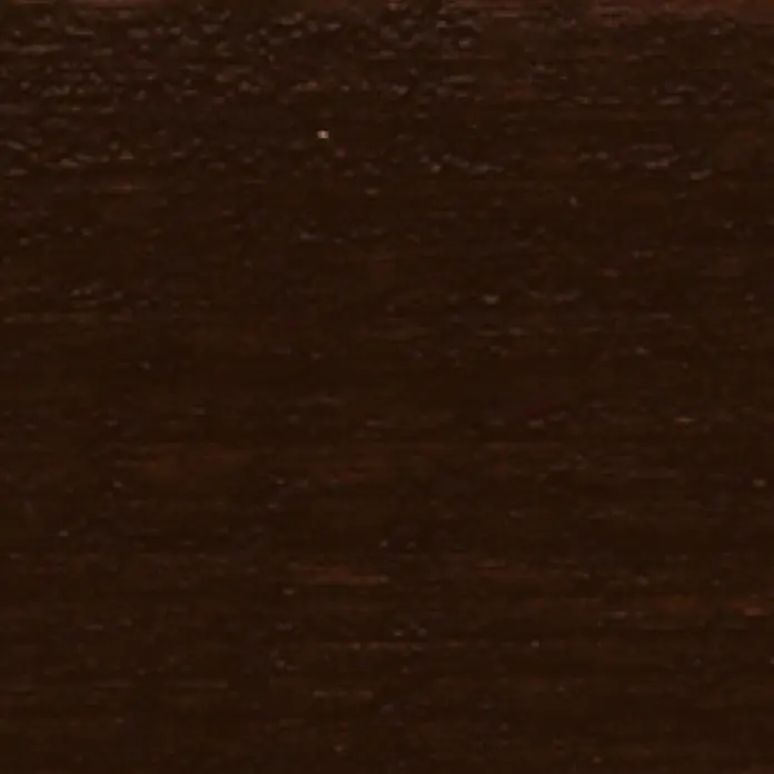 Clou Aqua Lacklasur Combi-Clou L17 - Palisander, 375 ml, Seidenmatt - Nahaufnahme eines dunklen Holzprodukts mit feiner Maserung und warmen, satten Farbtönen.