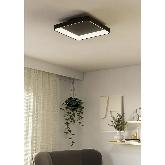 Eglo LED-Deckenleuchte Loretello - 12 W, L x B x H: 35 x 35 x 7,5 cm, Schwarz, Warmweiß - Eine moderne, quadratische Deckenleuchte in Schwarz mit LED-Beleuchtung, die ein helles, angenehmes Licht im Raum erzeugt.