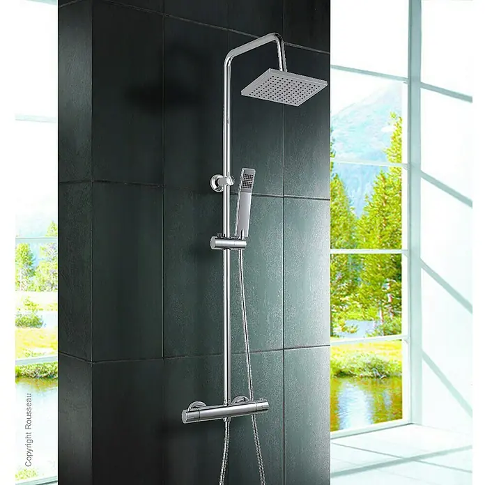Rousseau Sistema de ducha Nessy cuadrado - Con grifo termostático, Número de tipos de chorro: 1 ud., Cromo - Ducha moderna con rociador cuadrado y teleducha. Diseño elegante para una experiencia de baño con estilo.