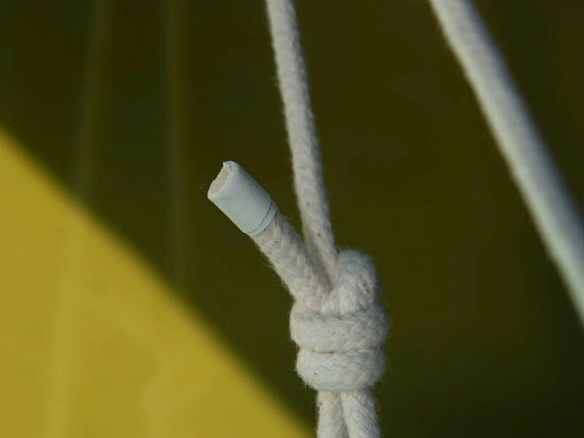 Seilende wurde mit Klebeband abgeklebt