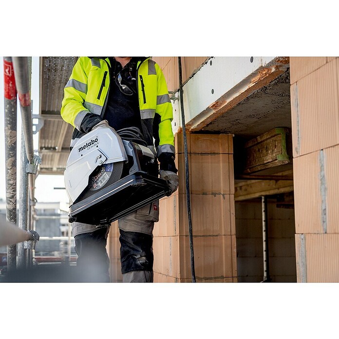 Metabo Rezna pila CS 22-355  (2.300 W, Broj okretaja pri praznom hodu: 3.700 okr/min) | BAUHAUS