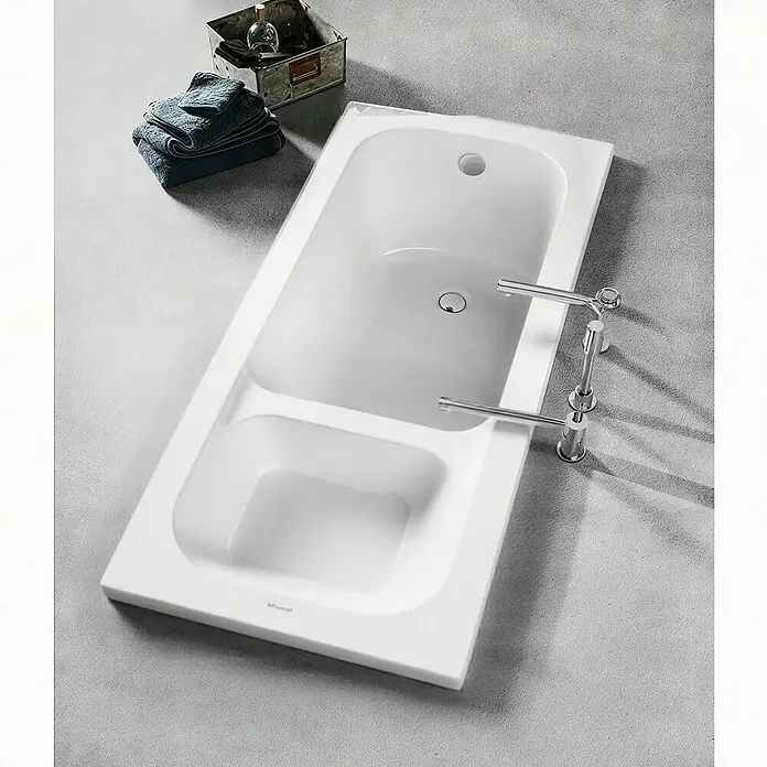 Roca Bañera Contesa con escalón - 100 x 70 cm, Acero esmaltado, Blanco - Bañera luminosa con diseño minimalista y grifo. Ideal para baños modernos que valoran la estética y la funcionalidad.
