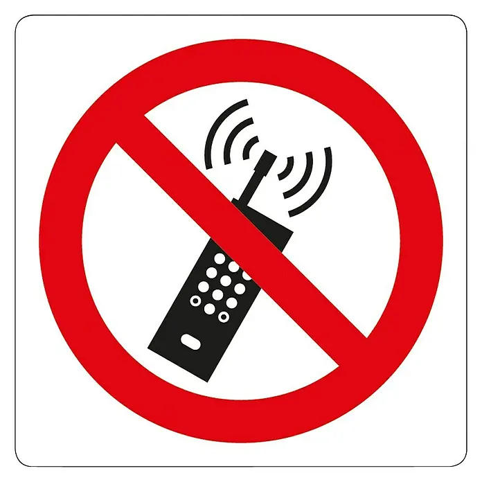 Pickup Aufkleber - Motiv: Eingeschaltete Mobiltelefone verboten, L x B: 7,5 x 7,5 cm - Schild "Keine Mobiltelefone": Roter Kreis mit durchgestrichenem, schwarzem Mobiltelefon mit Antenne, das ein Verbot signalisiert.