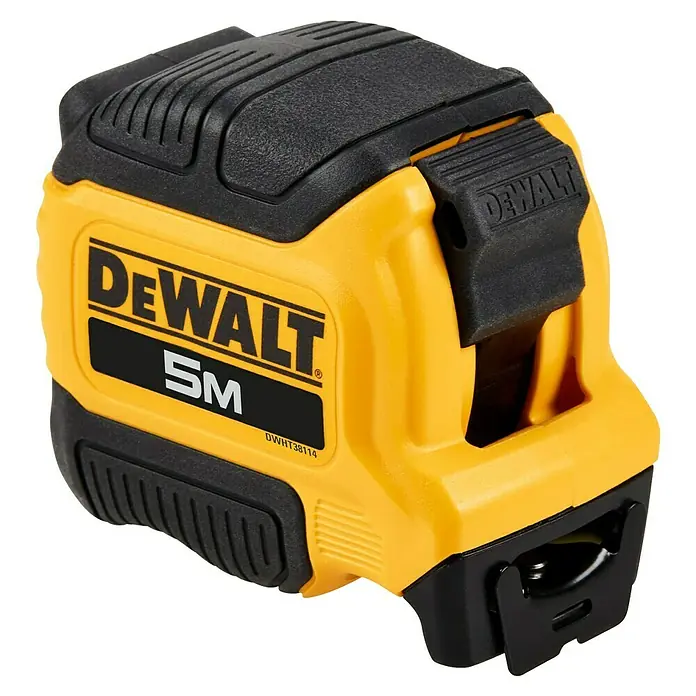 DeWalt Cinta métrica extensible DWHT38114-0 - Largo: 5 m - Primer plano del metro DeWalt 5M, conocido por su precisión y durabilidad en las tareas de medición.