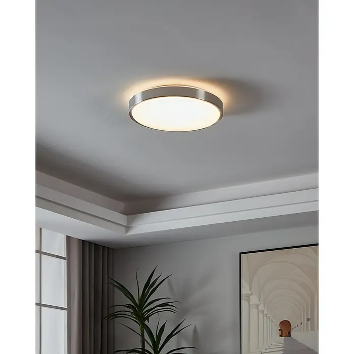 Eglo LED-Wand- & Deckenleuchte Competa 1 - 24 W, Weiß/Silber, 430 mm - Moderne LED-Deckenleuchte mit runder Form und silbernem Rahmen, die ein helles und gleichmäßiges Licht im Raum verteilt.