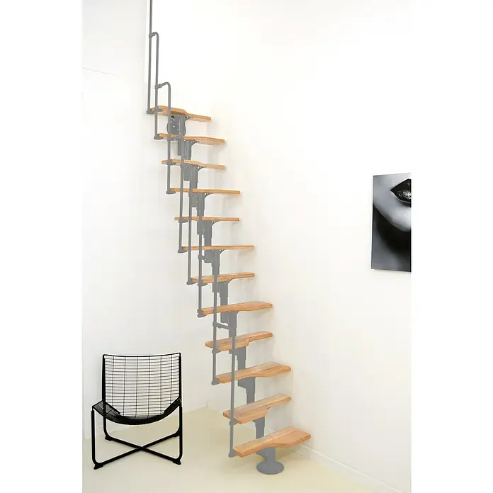 Minka Raumspartreppe Twister - Breite: 60 cm, Grau, Anzahl Steigungen: 13 Stk., Farbe Stufen: Buche Natur, Geschosshöhe: 200 cm - 294 cm - Eine elegante Raumspartreppe aus Holz und Metall, die sich ideal für kleine Wohnungen eignet. Das Design ist modern und platzsparend.