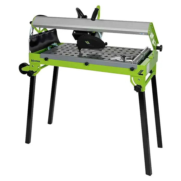 Zipper Elektro-Fliesenschneider ZI-FS200-720 - 500 W, Max. Schnittlänge: 720 mm, Schnitttiefe bei 90 °: 40 mm - Kalkgrüner Fliesenschneider mit schwarzen Beinen und grauer Schneidefläche.