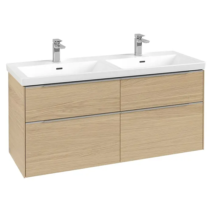 Villeroy & Boch Subway 3.0 Waschbeckenunterschrank - Nordik Oak, Anzahl Schubladen: 4 Stk., Farbe Griff: Aluminium glänzend, B x T x H: 127,2 x 47,8 x 57,6 cm, Mit Beleuchtung, Geeignet für Doppelwaschtisch - Helles Holz Doppelwaschtisch mit weißen Keramikbecken und Chromarmaturen, mit vier Schubladen.