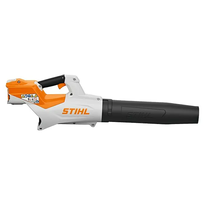 Stihl AK Akku-Laubbläser BGA 50 - 36 V, Ohne Akku, Blasgeschwindigkeit: 55 m/s, Blasleistung: 770 m³/h - Stihl Laubbläser in Orange, Weiß und Schwarz mit langem schwarzem Rohr.