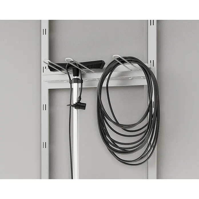 EcoStar Gerätehalter - L x B x H: 80 x 47 x 5 cm - Aufbewahrungssystem für Werkzeuge und Gartenschläuche, bestehend aus einer weißen Metallstruktur und silbernen Haken zur Wandmontage.