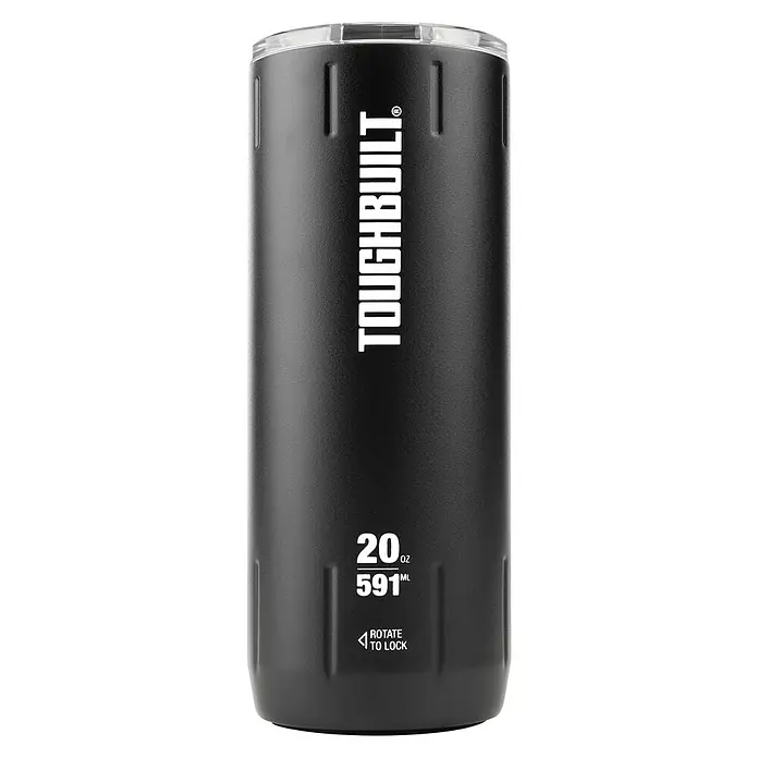 ToughBuilt StackTech Portavaso con vaso térmico - 591 ml, Acero inoxidable, Negro - Imagen de un vaso negro TOUGHBUILT, con una capacidad de 20 oz/591 ml y una función de girar para bloquear.