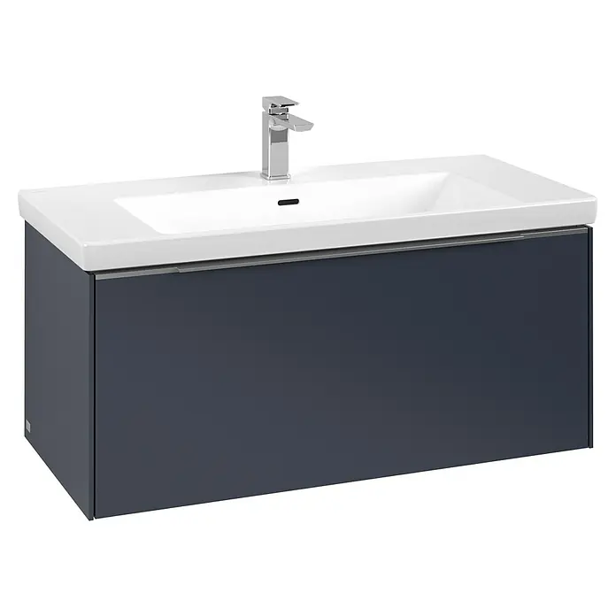 Villeroy & Boch Subway 3.0 Waschbeckenunterschrank - Marine Blue, Anzahl Schubladen: 1 Stk., Farbe Griff: Aluminium glänzend, B x T x H: 97,3 x 47,8 x 42,9 cm, Ohne Beleuchtung - Wandhängender dunkelblauer Waschtischunterschrank mit integriertem weißem Keramikwaschbecken und Chromarmatur.