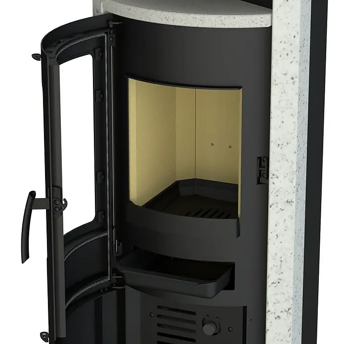 Kaminofen Cumulus Limestone - 7 kW, Raumheizvermögen: 200 m³, Schwarz - Moderner schwarzer Kamin mit offener Tür, hellem Brennraum und Aschekasten. Mit hellen Steinoptik-Verkleidungen und Drehknopf.