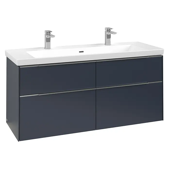 Villeroy & Boch Subway 3.0 Waschbeckenunterschrank - Marine Blue, Anzahl Schubladen: 4 Stk., Farbe Griff: Aluminium glänzend, B x T x H: 127,2 x 47,8 x 57,6 cm, Mit Beleuchtung - Dunkelblauer Waschtischunterschrank mit weißem Doppelwaschbecken und zwei Chromarmaturen.