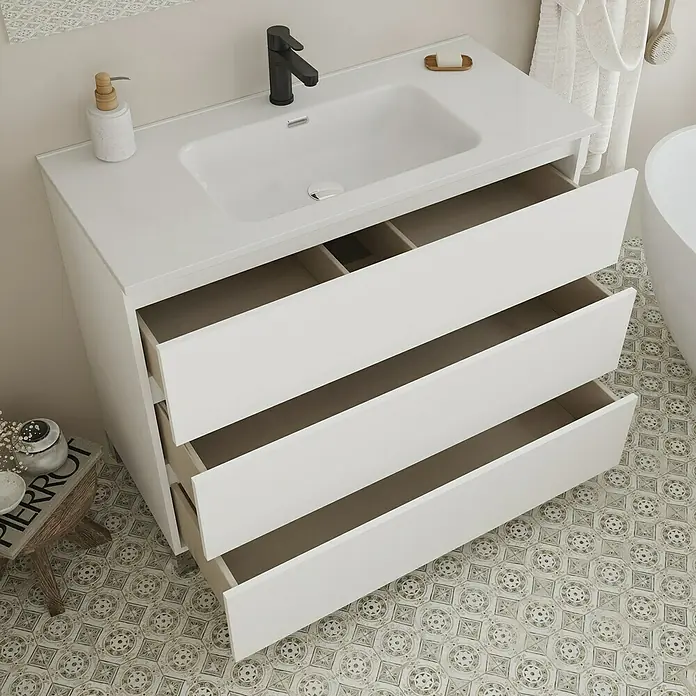 Conjunto de mueble de baño Inter - Ancho: 100 cm, Blanco, 3 pzs. - Imagen de un moderno mueble de baño blanco con cajones abiertos que muestra muebles de baño y almacenamiento contemporáneos.