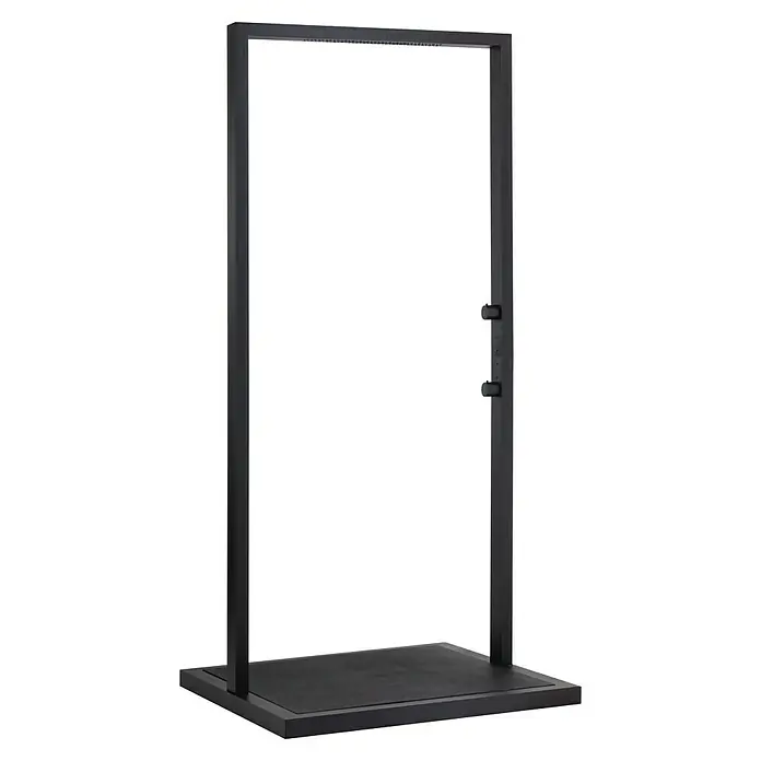Steinbach Solardusche The Gate - Höhe: 220 cm, Aluminium, Schwarz, 30 l - Schwarze Ganzkörper-Desinfektionskabine mit einem Rahmen und einem Spraysystem am oberen Teil.