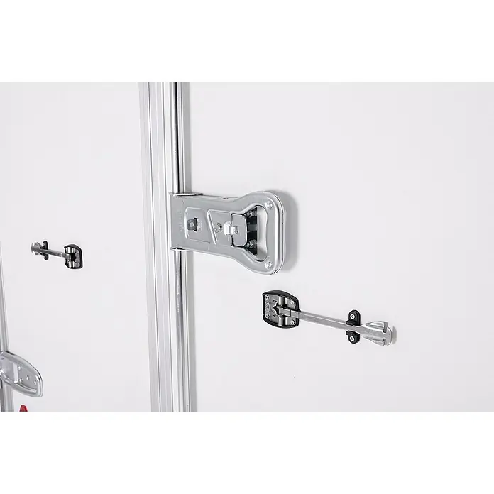 Stema Kofferanhänger P-Box 2000 - Nutzlast: 1.298 kg, Doppelachser, Kasteninnenmaß: 305 × 157 x 184 cm - Robuste silberne Metall-Türverschlüsse und -feststeller für Nutzfahrzeugtüren oder Industrietore.