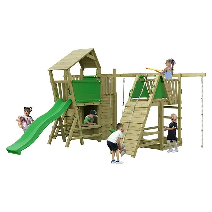 Funky Combo Kinderspielturm Dreamland - L x B x H: 380,5 x 435 x 276,5 cm, Kesseldruckimprägniert - Hölzerner Spielplatz mit grüner Rutsche, Kletterwand, Schaukeln und Spielturm, von Kindern genutzt.
