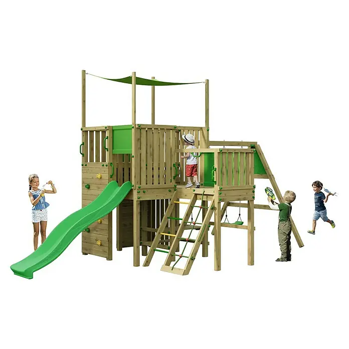 Funky Combo Kinderspielturm Challenge - Kesseldruckimprägniert - Hölzerner Spielplatz mit grüner Rutsche, Kletterwand und Leiter, Kinder spielen darauf.