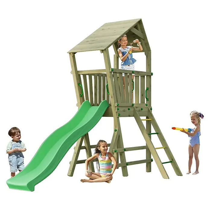 Funky Combo Kinderspielturm Flea - L x B x H: 285 x 151 x 276,5 cm, Kesseldruckimprägniert - Holzspielturm mit grüner Rutsche und Leiter, von Kindern genutzt.