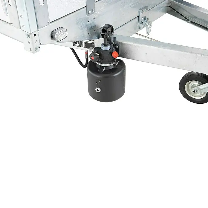 Stema Kippanhänger Rocko 1500 - Nutzlast: 1.044 kg, Einachser, Kasteninnenmaß: 231 × 153 x 30 cm, Gebremst - Schwarzes Stützrad und Gasflaschenhalterung an einem verzinkten Anhängerrahmen montiert.