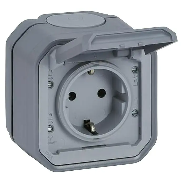 Legrand Feuchtraumleitung Plexo New - Grau, IP44, Aufputzmontage - Abbildung einer grauen, spritzwassergeschützten Steckdose mit offenem Deckel. Ideal für den Aussenbereich oder feuchte Räume.