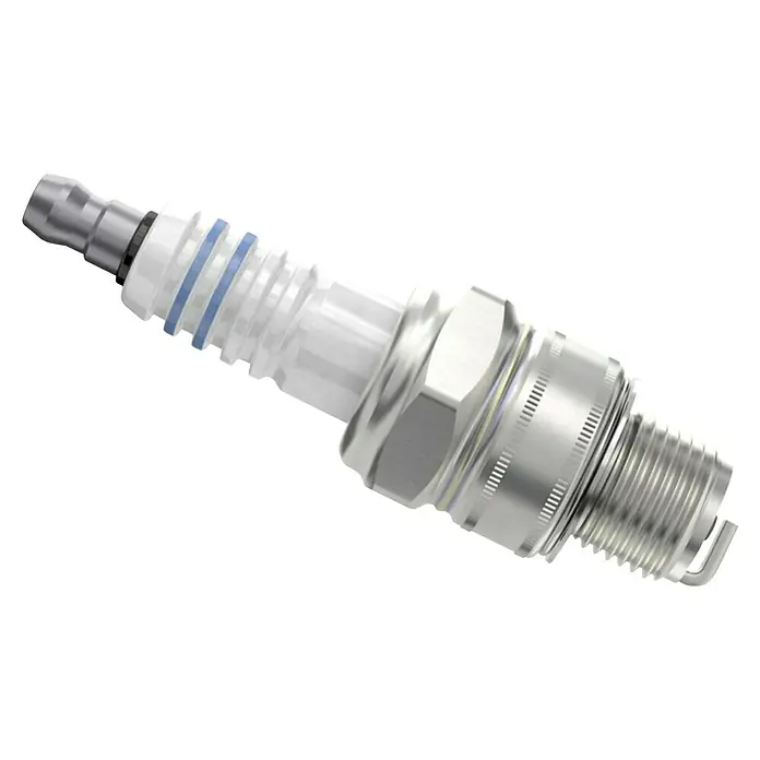 Bosch Zündkerze Super Special KSN 607 - WR 7 AC, Einsatzbereich: Kleinmotoren - Nahaufnahme einer Zündkerze. Sie besteht aus Metall und Keramik und ist für den Einsatz in Verbrennungsmotoren konzipiert.