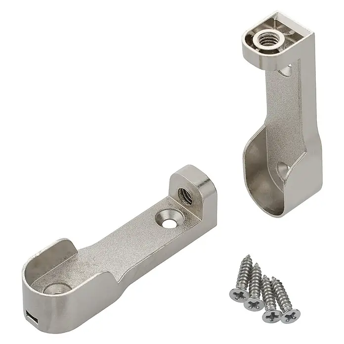 Hettich Kleiderstange - Ø x L: 25 x 2.000 mm, Verchromt, Chrom - Nahaufnahme von zwei silbernen Kleiderstangenhaltern und dazugehörigen Schrauben auf dunklem Hintergrund. Ideal für Schrankbau und Heimwerker.