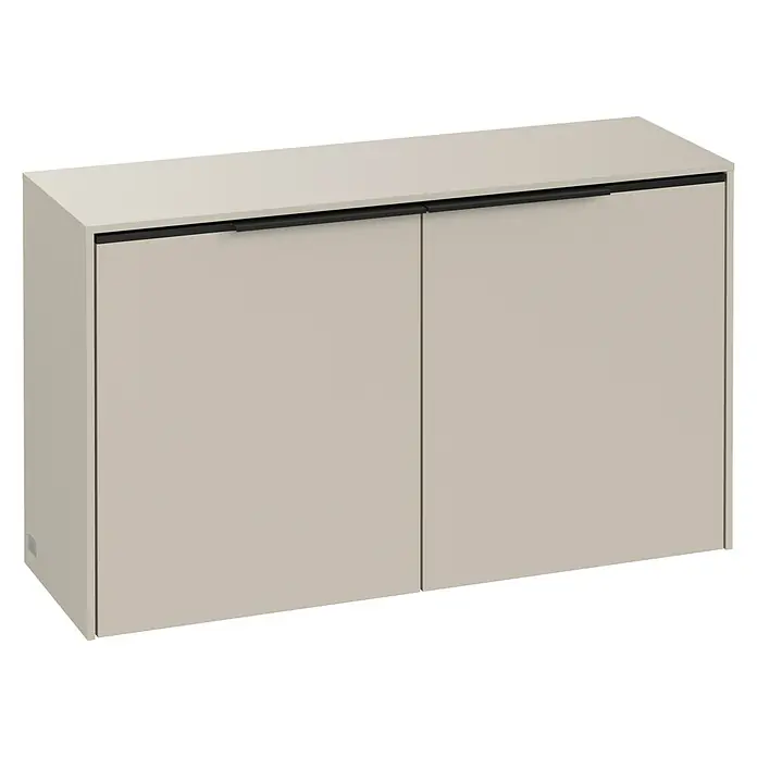 Villeroy & Boch Subway 3.0 Seitenschrank - B x T x H: 72,8 x 25,6 x 42,3 cm, Cashmere Grey, DIN Anschlag: Links/Rechts, Farbe Griff: Volcano Black - Helles beigefarbenes Sideboard mit zwei Türen und schwarzen Griffleisten.