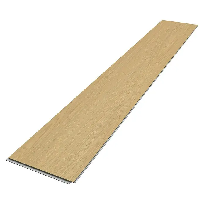 Suelo vinílico SPC Coimbra - 1.520 x 180 x 5,5 mm, Beige, Resistente al agua - Esta toma captura una sola lámina de pavimento de vinilo atractivo, mostrando una decoración de madera clara y una construcción duradera.