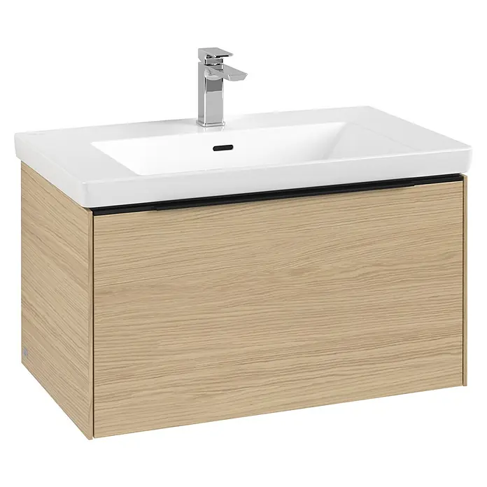 Villeroy & Boch Subway 3.0 Waschbeckenunterschrank - Nordik Oak, Anzahl Schubladen: 1 Stk., Farbe Griff: Volcano Black, B x T x H: 77,2 x 47,8 x 42,9 cm - Weißer Keramik-Waschtisch mit hellem Holz-Unterschrank und Chrom-Armatur.