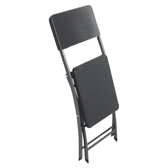 Garden Pleasure Balkonmöbel-Set Ventana - 3 -tlg., Stahl, HDPE, Schwarz, Klappbar - Teilweise zusammengeklappter, dunkelgrauer Klappstuhl mit texturierter Sitzfläche und Metallrahmen.