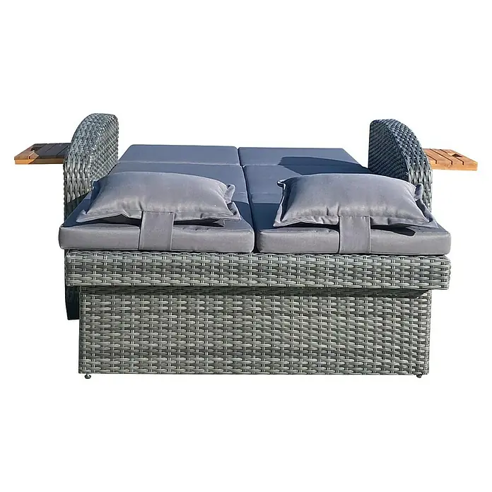 Garden Pleasure Loungesofa Bari - Stahl, Akazie, Polyester, Braun/Anthrazit - Graues Polyrattan-Gartenbett mit zwei Abschnitten, grauen Kissen und integrierten Holztischchen.