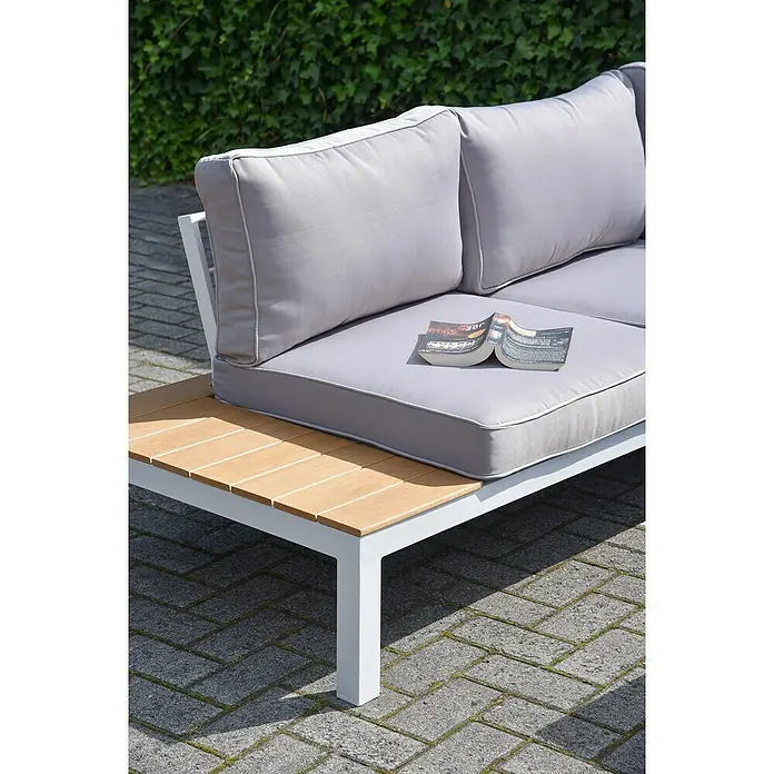 Garden Pleasure Loungemöbel-Set Valentina - 4 -tlg., Aluminium, Grau/Weiß-Helleiche - Outdoor-Lounge-Sofa mit hellgrauen Kissen, weißem Aluminiumrahmen und integriertem Holztisch.