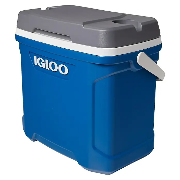 Igloo Kühlbox Latitude - 28 l, L x B x H: 45,7 x 30,1 x 43,8 cm, Blau/Grau - Blauer Igloo Kühler mit grauem Deckel und weißen Griffen.