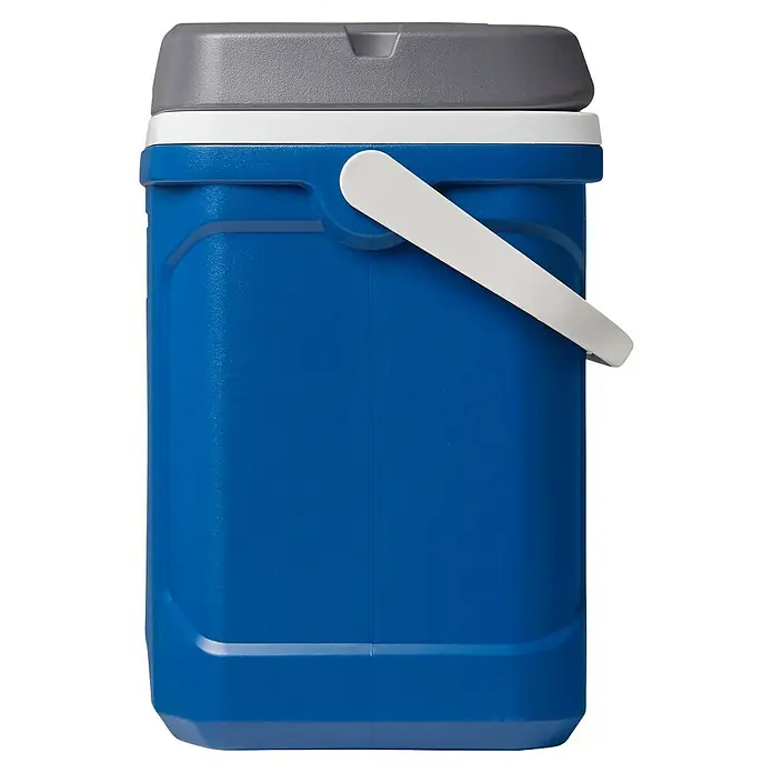 Igloo Kühlbox Latitude - 28 l, L x B x H: 45,7 x 30,1 x 43,8 cm, Blau/Grau - Tragbare blaue Kühlbox mit grauem Deckel und weißem Griff.