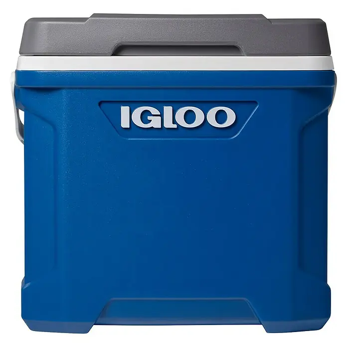 Igloo Kühlbox Latitude - 28 l, L x B x H: 45,7 x 30,1 x 43,8 cm, Blau/Grau - Blauer und grauer Igloo-Kühler aus Kunststoff mit weißer Zierleiste. Ein robuster, tragbarer Kühler für den Außeneinsatz.