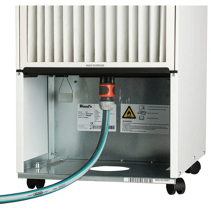 Woods Elektro-Luftentfeuchter LD 40 - 250 W, Entfeuchtungsleistung: 13 l/Tag, Weiß - Weißer Wood's Luftentfeuchter mit sichtbarem Filter, angeschlossenem grau-blauem Schlauch und Produktetikett.