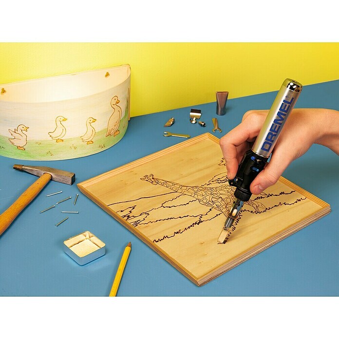 Dremel Soldador a gas 2000-7 (1200 °C (aire libre) 680 °C (aire caliente) 550 °C (puntas)) | BAUHAUS