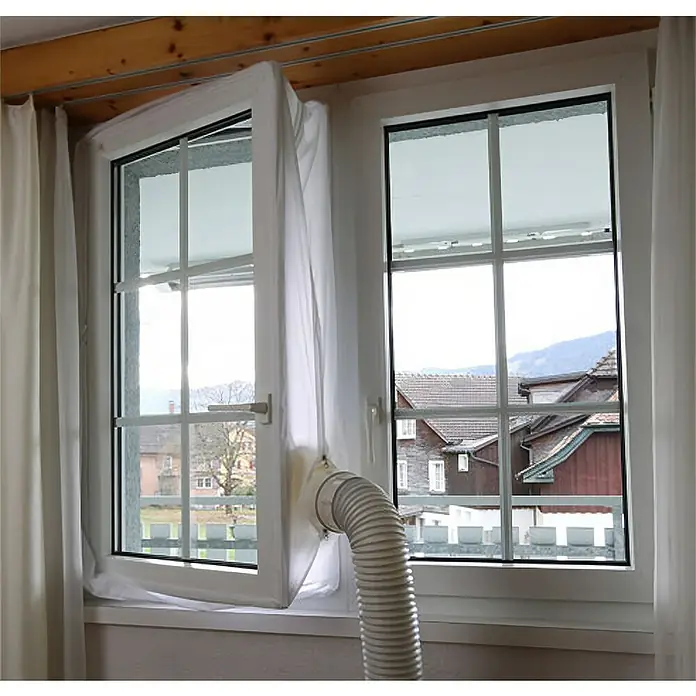 Woods Fensterabdichtung für mobile Klimageräte von Woods - Weiß, Breite: 39 cm - Weißes Fensterabdichtungsset aus Stoff mit Wellschlauch für Klimaanlage, am Fenster montiert.