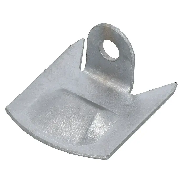 Häfele Schließhaken mit Wulst und Einschlagzacken - L x B x H: 8,5 x 17 x 20,5 mm - Nahaufnahme einer verzinkten Stahlblech-Eckhalterung mit einem Loch zur Befestigung, ideal für Konstruktions- und Montagearbeiten.