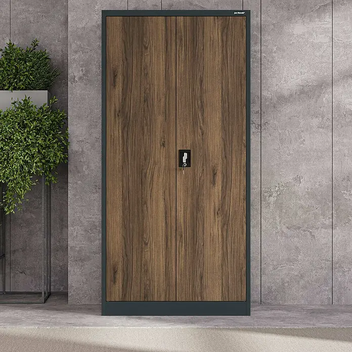 Jan Nowak Aktenschrank Jan - B x T x H: 90 x 40 x 185 cm, Anthrazit/Nussbaum - Hoher zweitüriger Schrank mit dunklen Holzmaserungstüren und dunkelgrauem Rahmen.