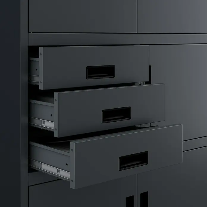 Jan Nowak Aktenschrank Filip II - B x T x H: 90 x 40 x 185 cm, Anthrazit - Dunkelgrauer Metallaktenschrank mit drei teilweise geöffneten Schubladen, die die Schubladenführungen zeigen.