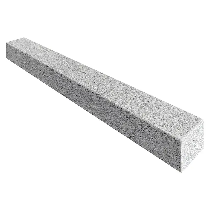 Palisade G 603 - 100 x 12 x 12 cm, Grau - Rechteckiger, gesprenkelter grauer Granitblock.