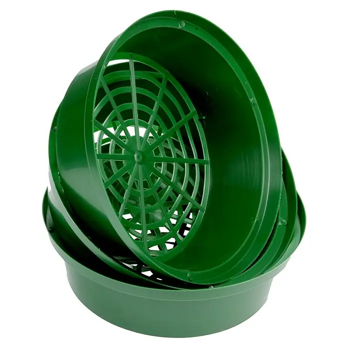 Blumenzwiebel-Pflanzschale - 23 x 21 x 7 cm, Kunststoff, Rund - Gestapelte grüne Pflanztopfeinsätze aus Kunststoff mit Gitterböden für optimale Belüftung.