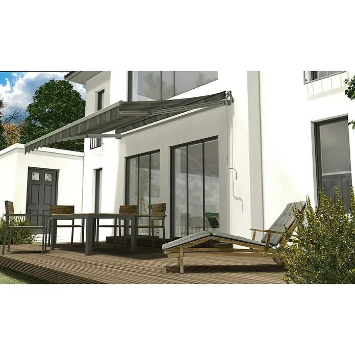 Spettmann Gelenkarmmarkise Basis 5907 - Anthrazit/Grau, Farbe Gestell: Eisenglimmer matt, Breite: 2,5 m, Ausfall: 2 m - Graue gestreifte Markise über einer Terrasse ausgefahren, spendet Schatten für Gartenmöbel.