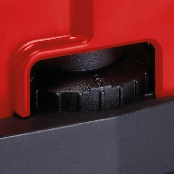 Einhell Expert Hobelmaschine TE-SP 330 - 1.800 W, Hobelbreite: 330 mm - Detailaufnahme einer roten Werkzeugmaschine mit einem schwarzen Drehknopf.