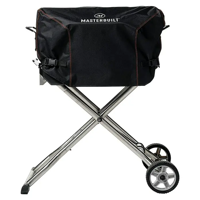 Char-Griller Grill-Schutzhülle - Passend für: tragbare Holzkohlegrill von Masterbuilt - Schwarze Masterbuilt Grillabdeckung auf einem tragbaren silbernen X-Rahmenständer mit Rollen.